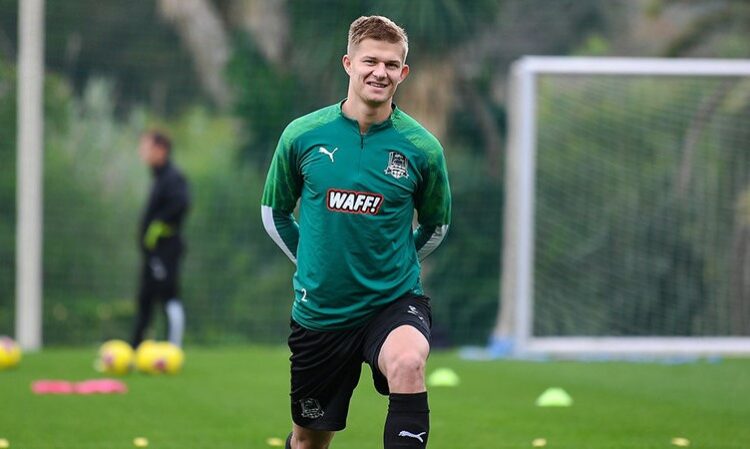 Ресейлік футболшы «Қайрат» сапын толықтырды