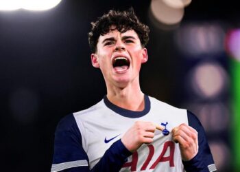 Гай Ричи «Тоттенхэм» ойыншысы атанды