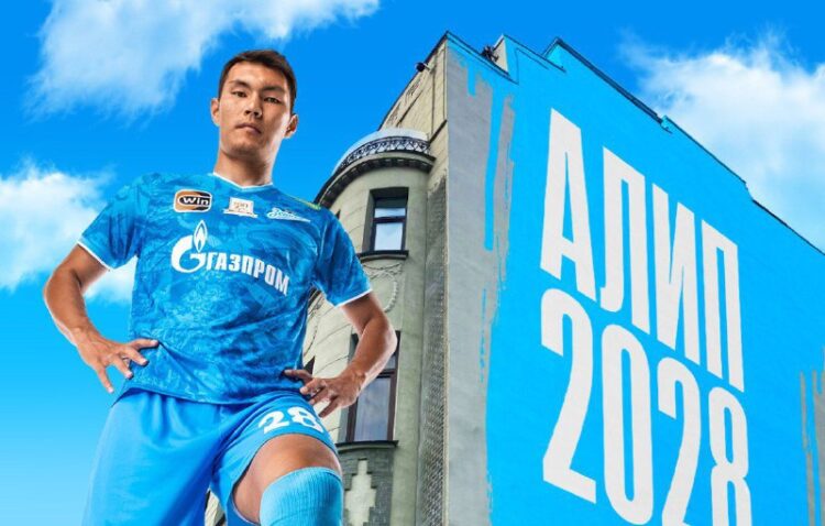 Ресми: Нұрәлі Әліп «Зенитпен» келісімшартын ұзартты